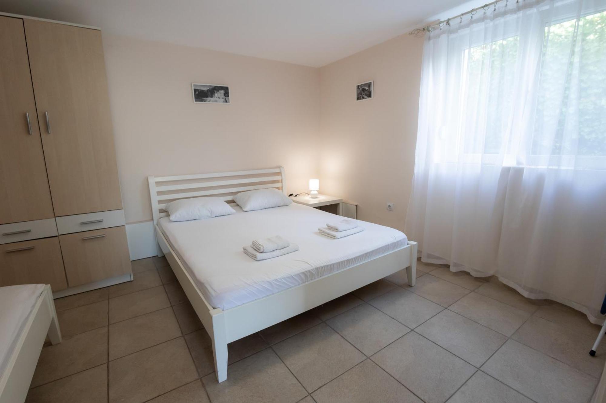 Apartmani Bijelic Hn Херцег-Нови Экстерьер фото